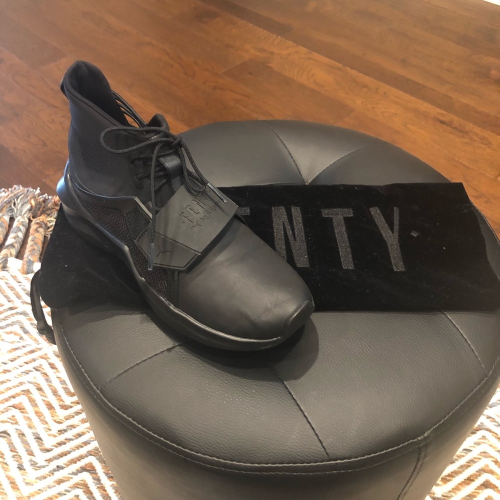 Puma by Rihanna Hi Trainer Sneaker